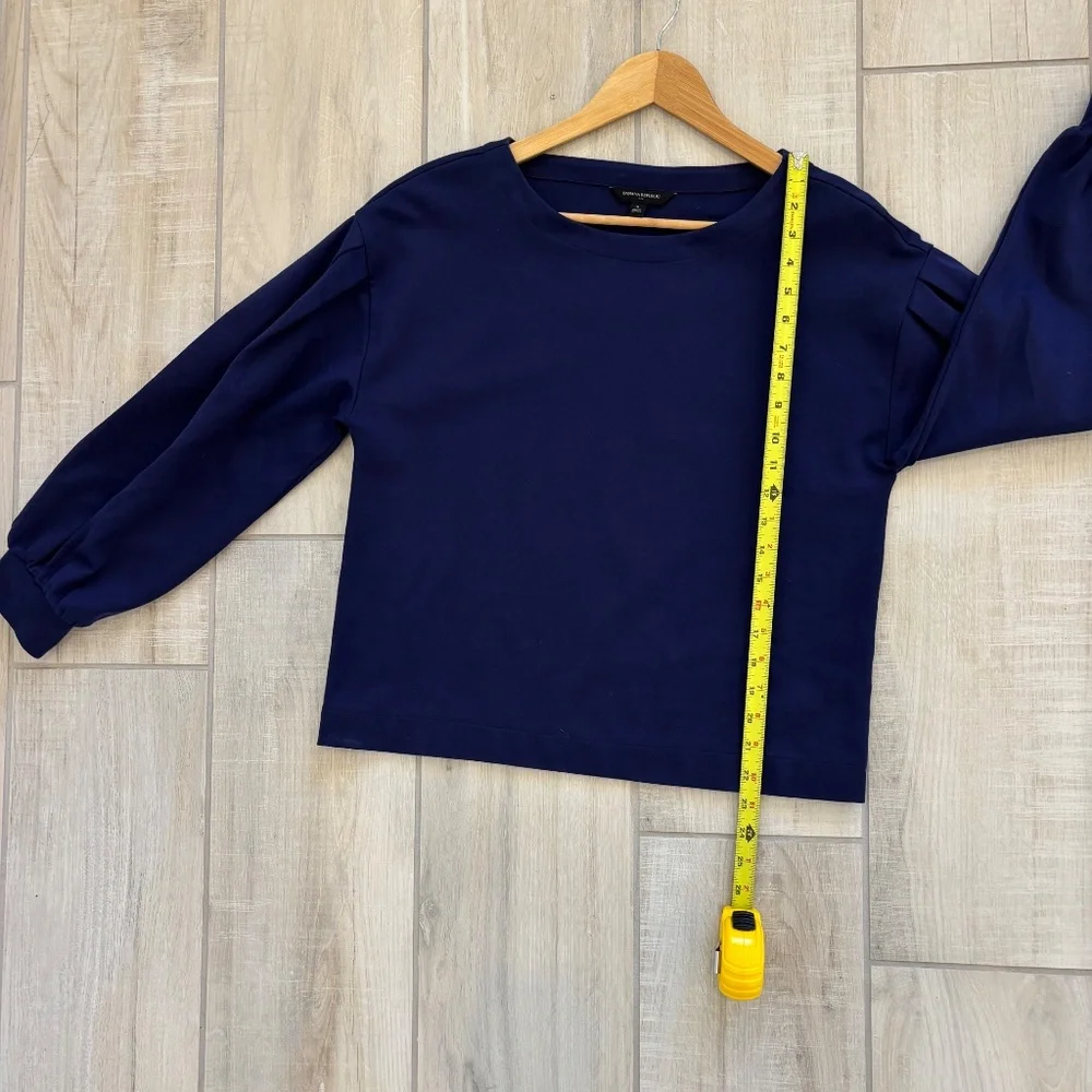 Banana Republic long-sleeve Boatneck Top royal / navy blue , Size Small